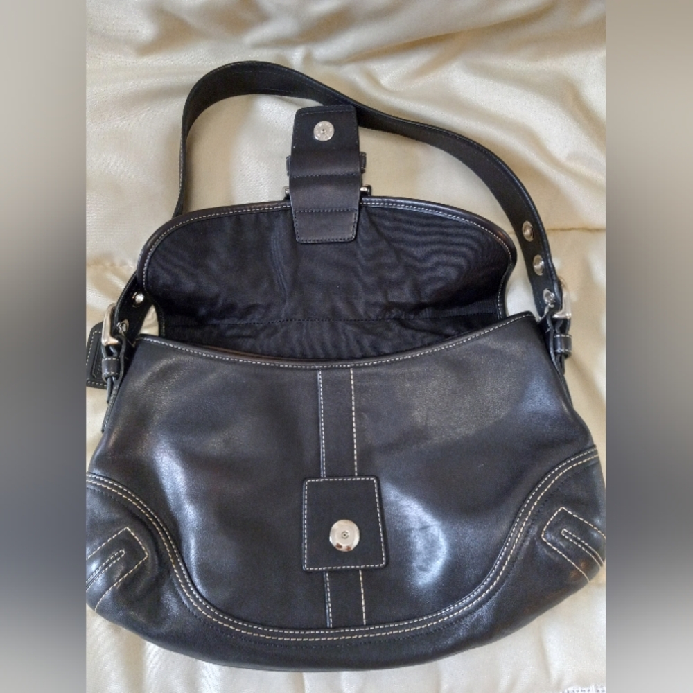 Coach Vintage Soho Shoulder Bag - Picture 3 of 10